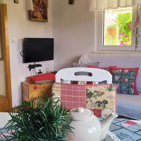 Holiday home Kuca Za Odmor Zdravac
